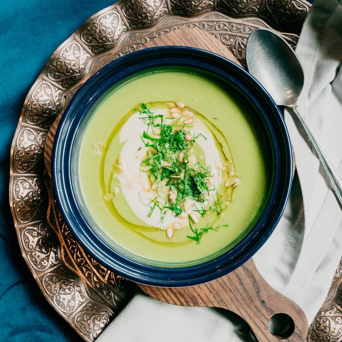 Chilled Garlic and Avo soup